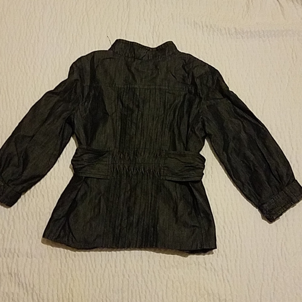 Blazer - Picture 4 of 4